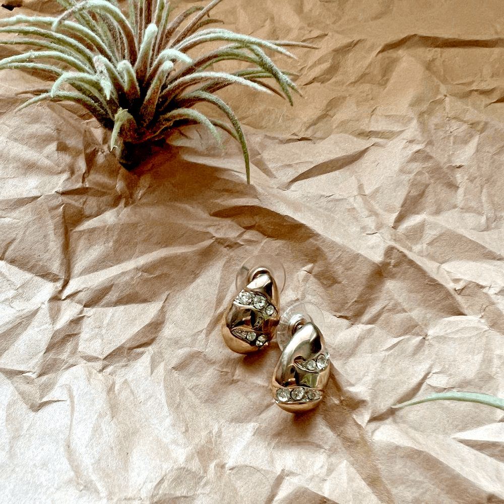vtg 80s sparkle statement earrings rhinestone encrusted goldtone french baguette